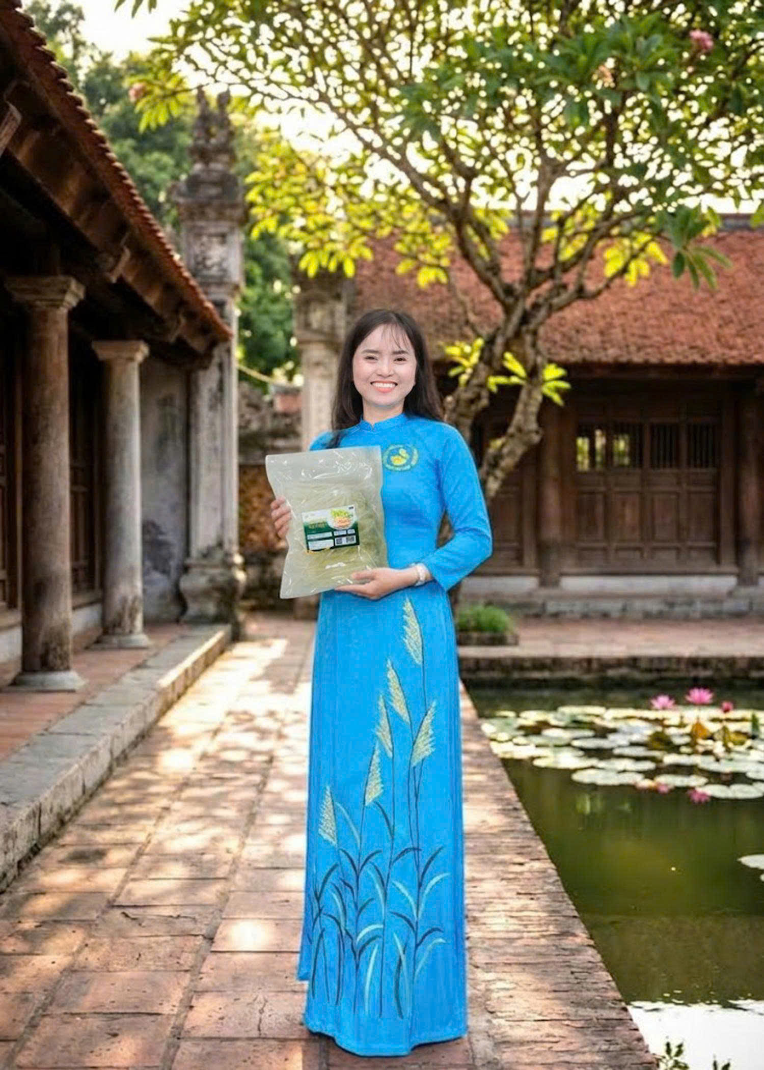 Cô Huệ - Người kế nghiệp và sáng lập thương hiệu Mỳ Quảng Cô Huệ