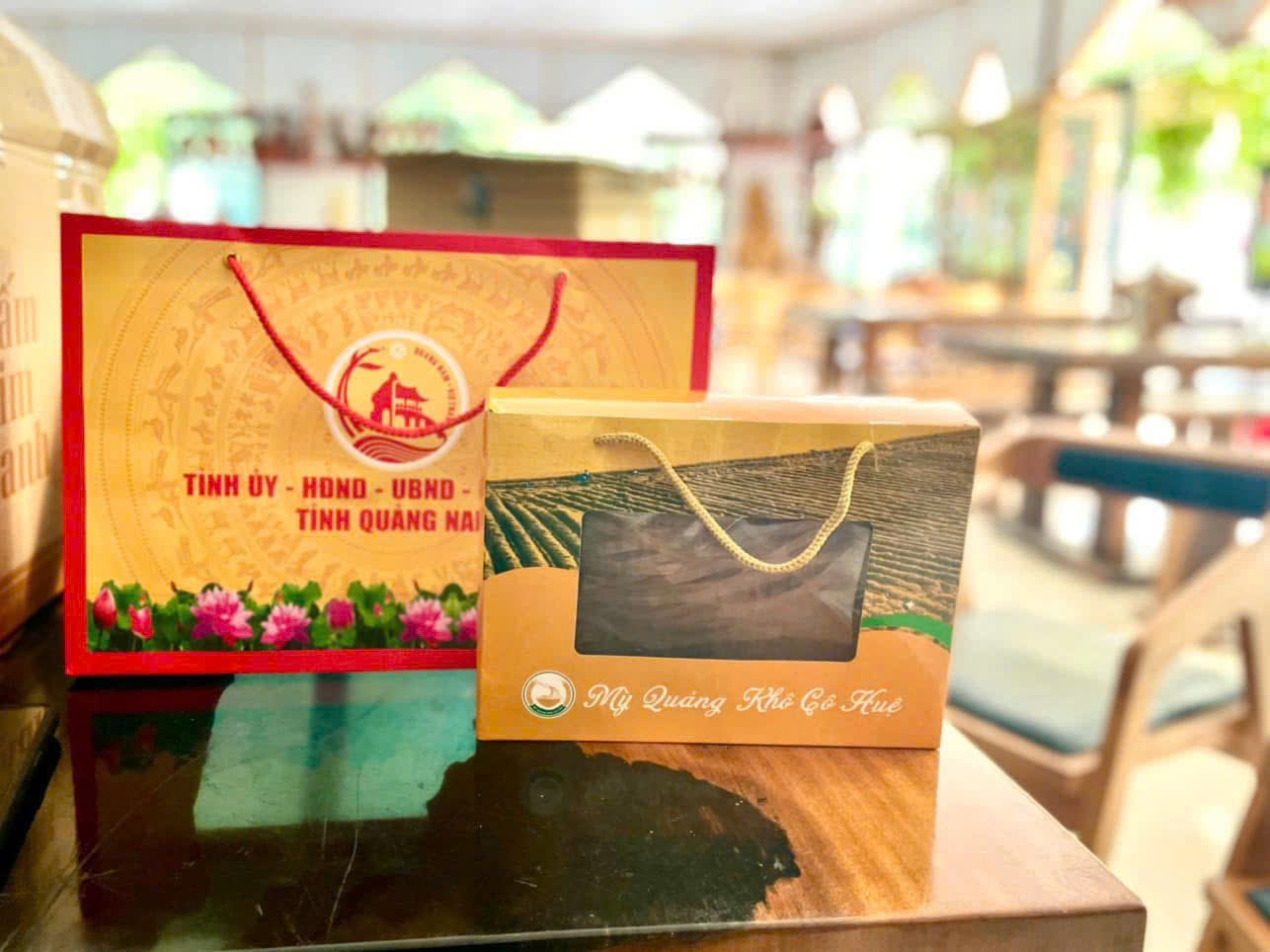 Hộp quà Mì Quảng Khô Cô Huệ quà tặng nông sản tiêu biểu tỉnh Quảng Nam